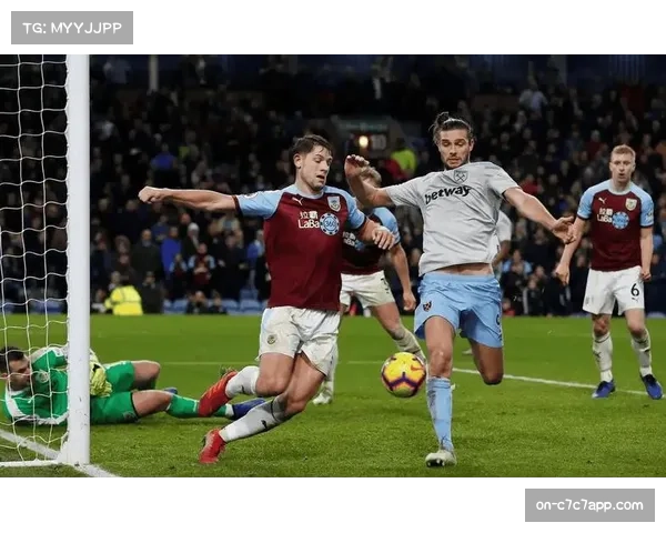 通讯：保级大战火药味十足，伯恩利与谢菲联赛后爆发冲突